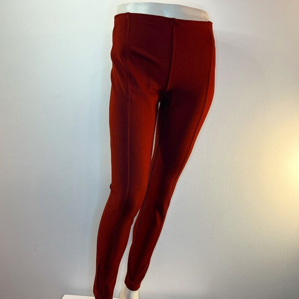 Slim-Fit Women's Skinny Pants in Deep Burgundy